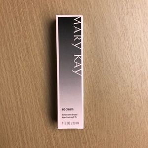 | Mary Kay | CC Cream Very Deep.